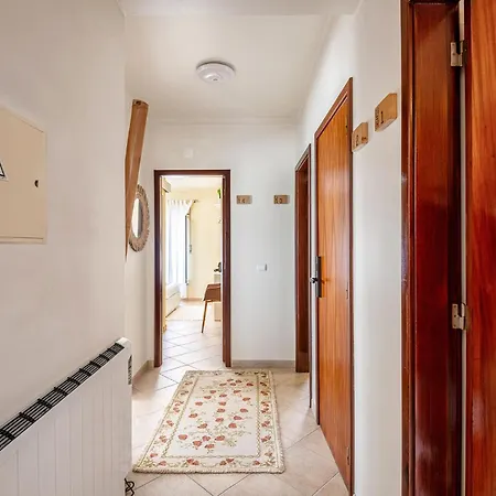 Linos House Δωμάτια σε οικογενειακή κατοικία *