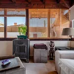 Rum i privatbostad Linos House