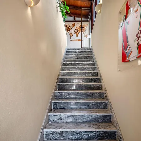 Linos House * אנטוגויה דה באלייה