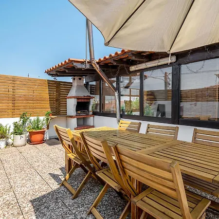 Linos House منزل للإقامة *