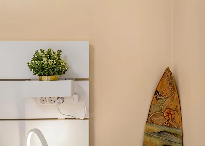 ホームステイ Linos House アトウギア・ダ・バレイア