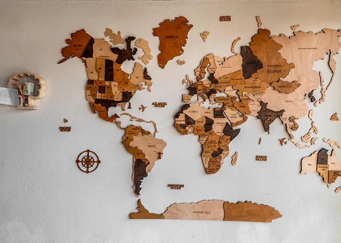 Linos House * アトウギア・ダ・バレイア